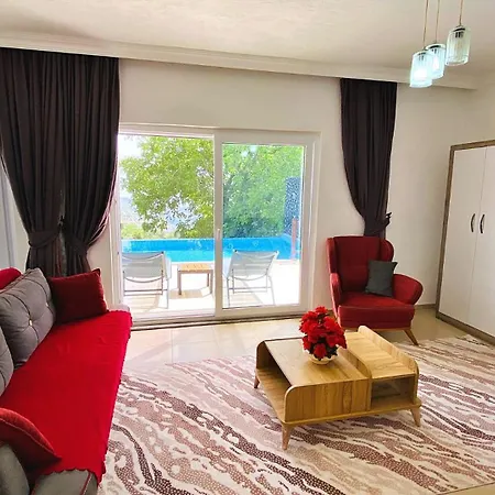 2 Bedroom With Private Pool In Islamlar Village 빌라 칼칸